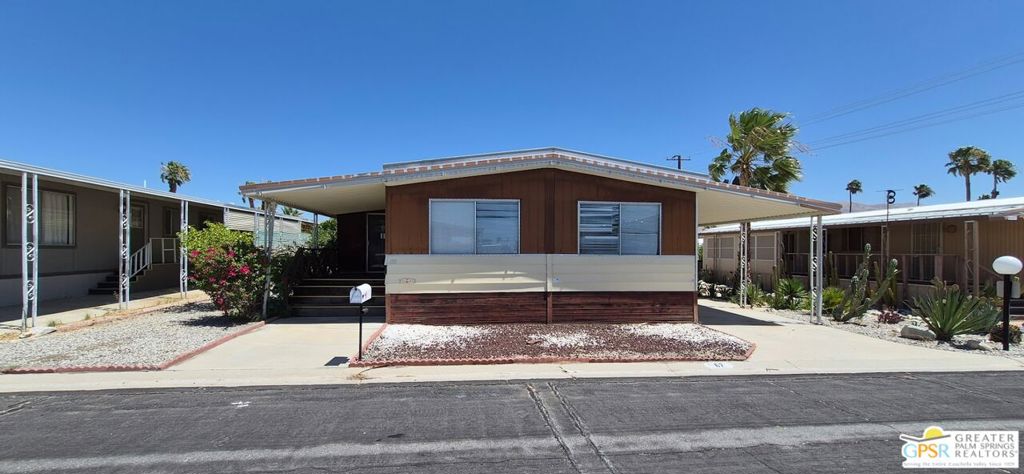 14777 Palm Drive 67