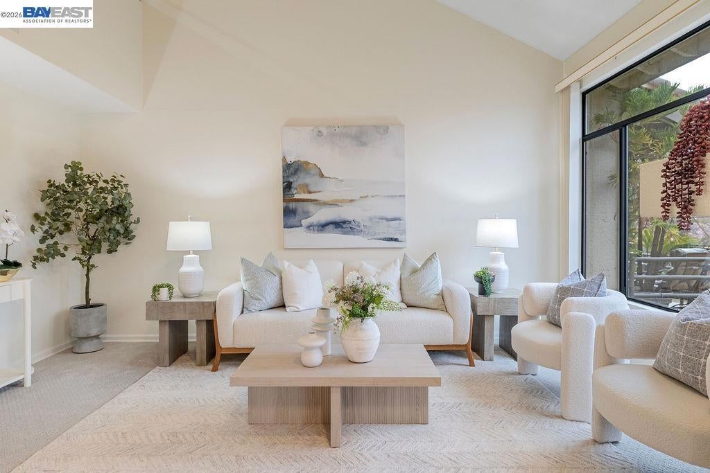 711 Lakemont Pl Pl 4, San Ramon CA 94582