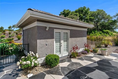Tiny photo for 595 Vardon Court, Nipomo, CA 93444 (MLS # PI26084584)