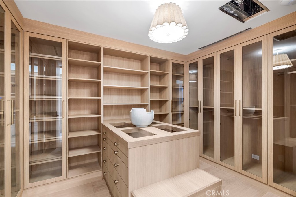 Kings Road (KGRD) - Residential