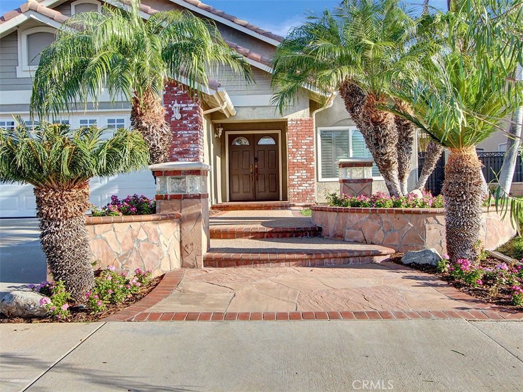 1551 E Ray Drive
