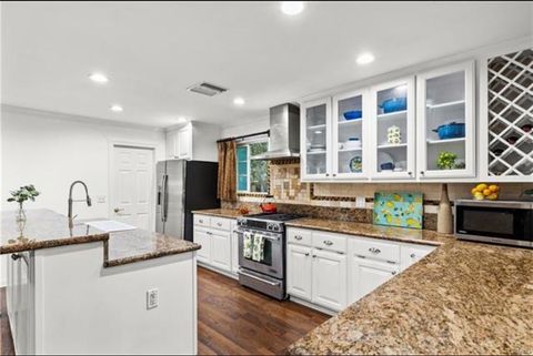 Tiny photo for 22719 Criswell, West Hills, CA 91307 (MLS # SR26048869)