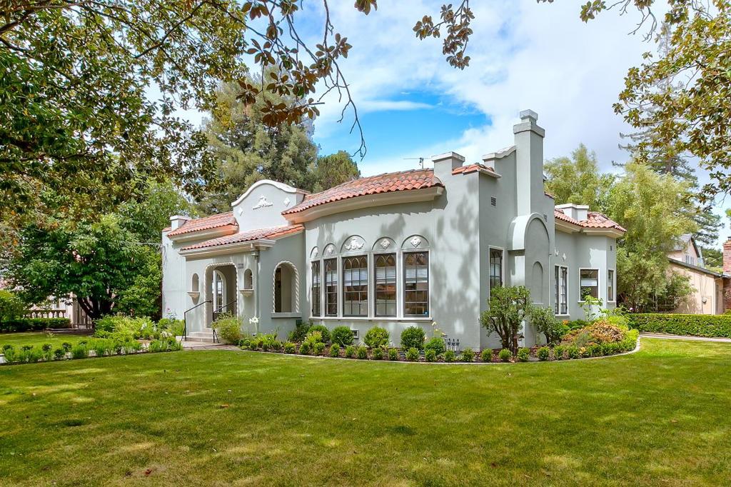 595 Seale Avenue