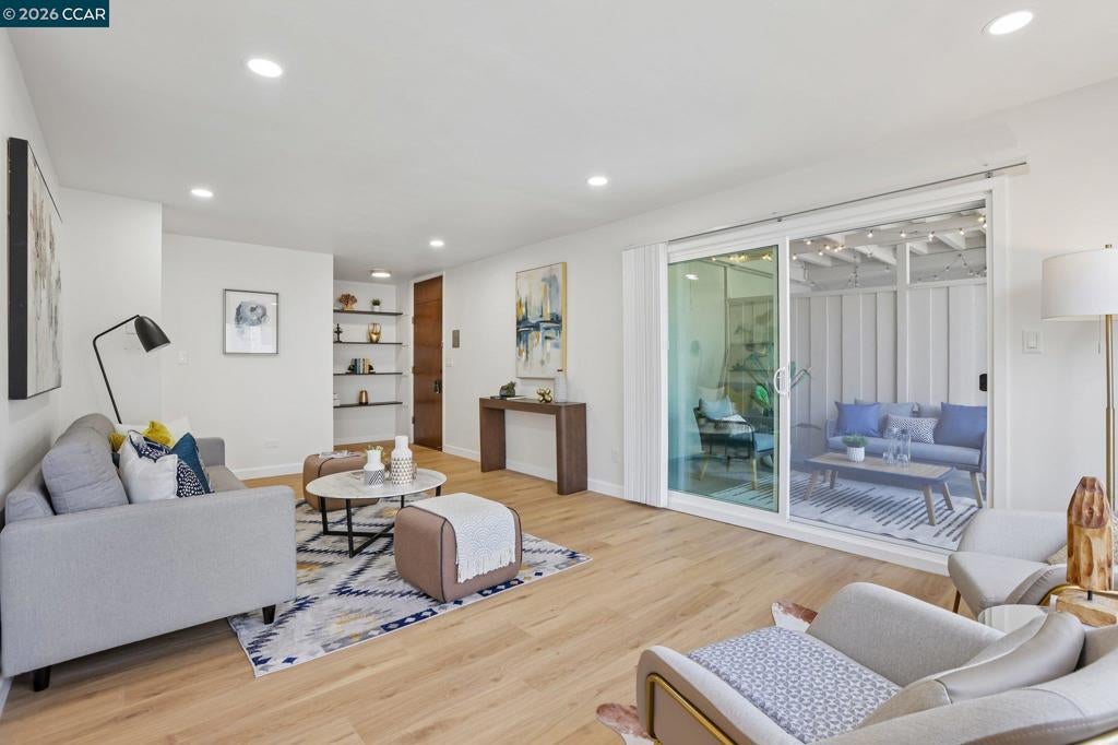 424 Staten 308