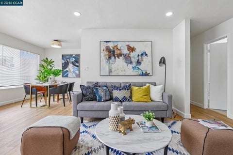 Photo of 424 Staten AVE #308, Oakland, CA 94610 (MLS # 41142493)