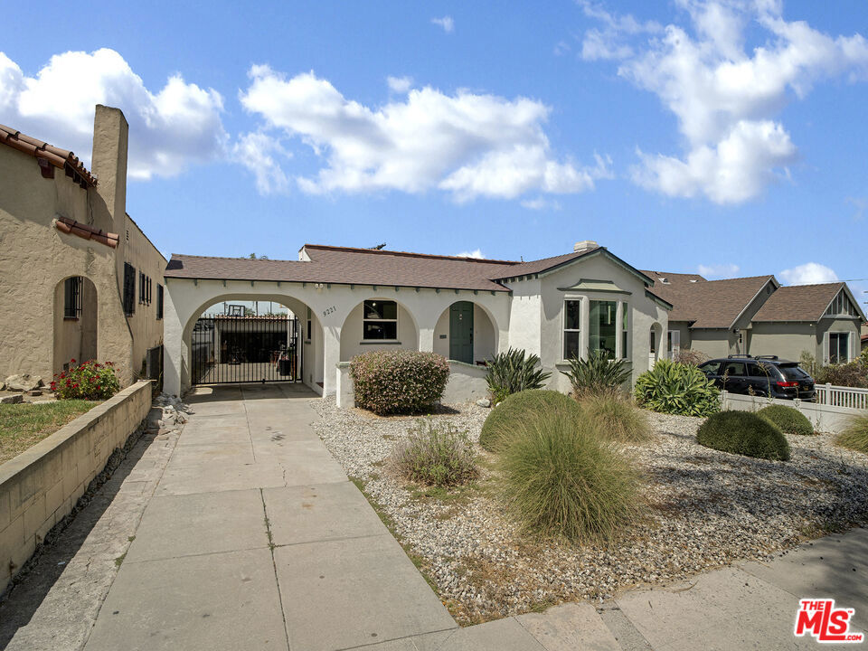 Located just minutes from the Inglewood Forum and SoFi Stadium, this 2-bedroom home offers endless potential in a prime location. At approximately 1,510 sqft, the floor plan includes a spacious living room and versatile spaces that can be reimagined to suit your needs. The property is ready for some TLC, making it an ideal opportunity for buyers eager to customize and create value. Large windows bring in natural light, and the 6,378' lot provides ample space for outdoor enjoyment. Whether you're looking for a starter home or a project with upside, this property delivers convenience and opportunity in equal measure. Transform this well-situated home into something truly special.