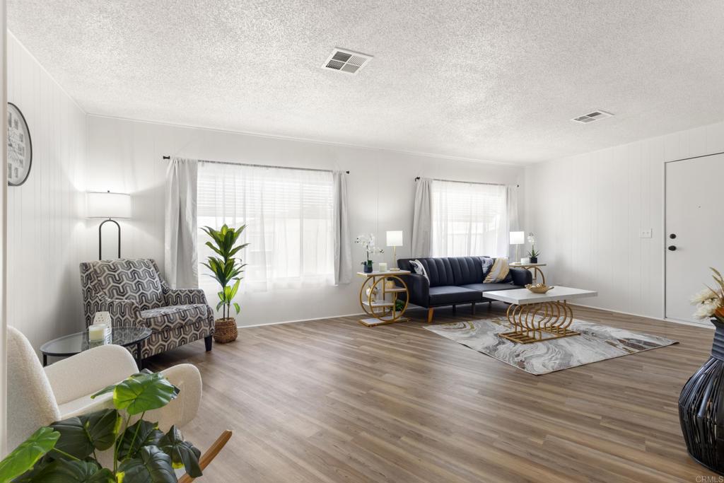 155 Las Flores Drive 25