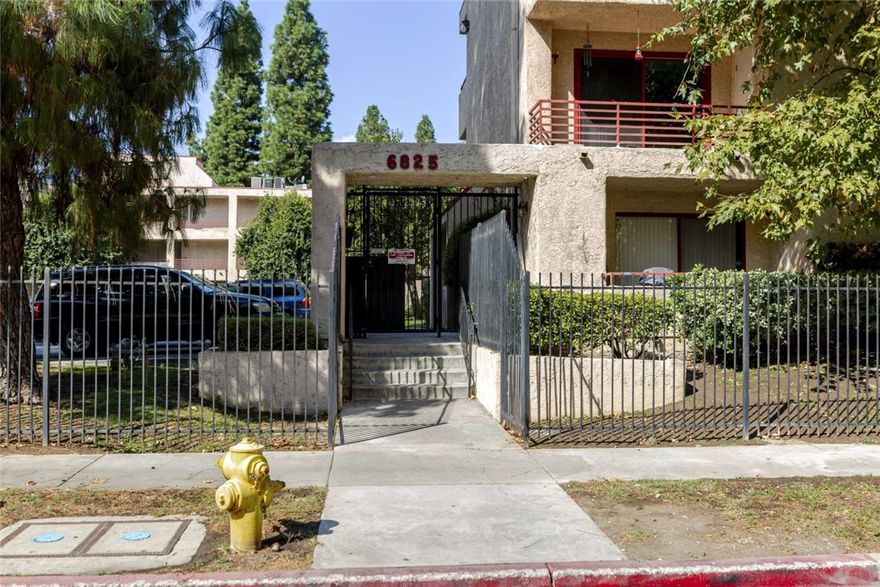 Welcome to 6825 Alabama Avenue in Canoga Park! This charming 2-bedroom, 1-bath condo offers 868 sq ft of comfortable living space in a well-maintained community of 60 units. The home features recessed lighting throughout, wood-style vinyl flooring, and a beautifully updated kitchen with stainless steel appliances and a spacious island perfect for dining and entertaining. The bathroom includes a stylishly tiled shower, while both bedrooms are generously sized to provide ample comfort. 



Community amenities include two parking spaces, a sparkling pool, and a relaxing hot tub. The HOA conveniently covers water and trash, making this an excellent opportunity for easy living in a desirable neighborhood.