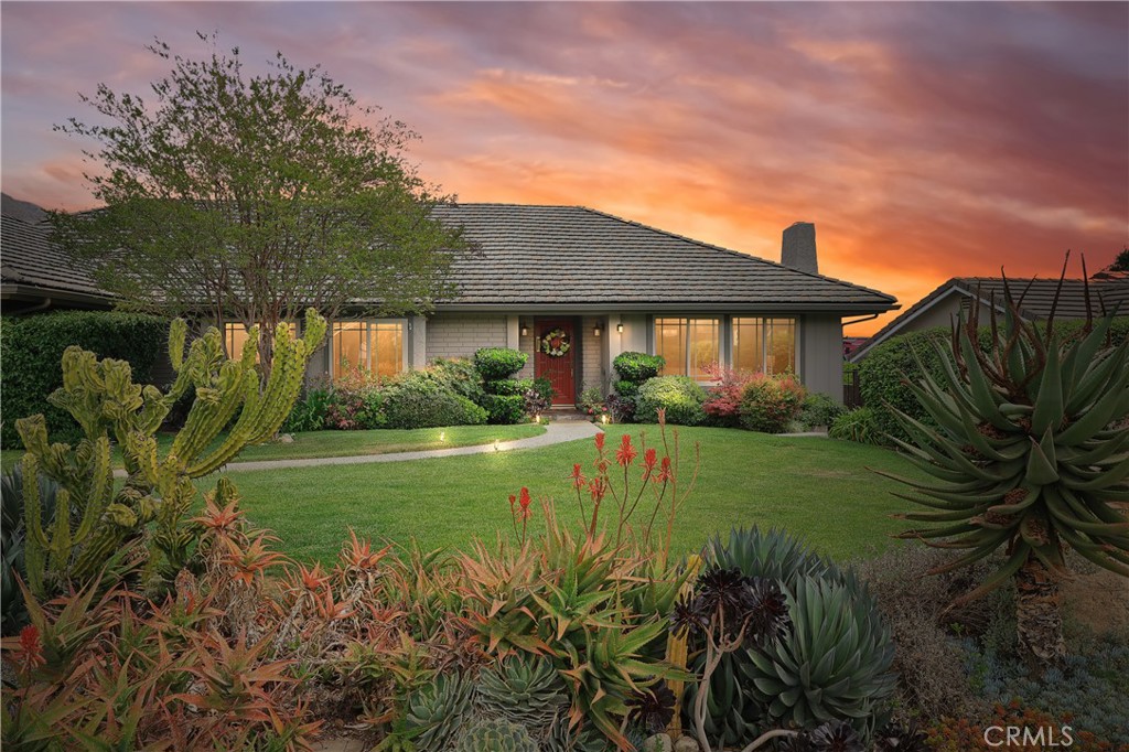 1958 Canyon Close Road
