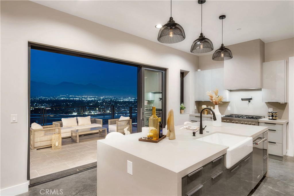 2380 Scenic Ridge Dr