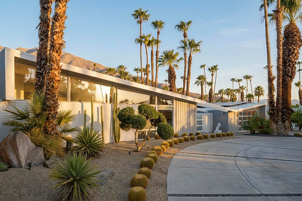 Properties 2 1877 S Navajo Drive