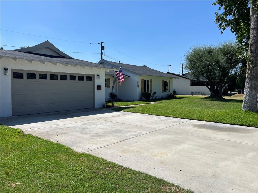 138 Elizabeth Lane