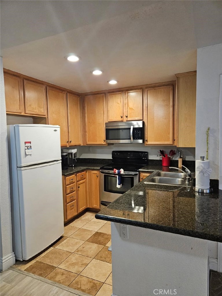 2350 Del Mar Way 103
