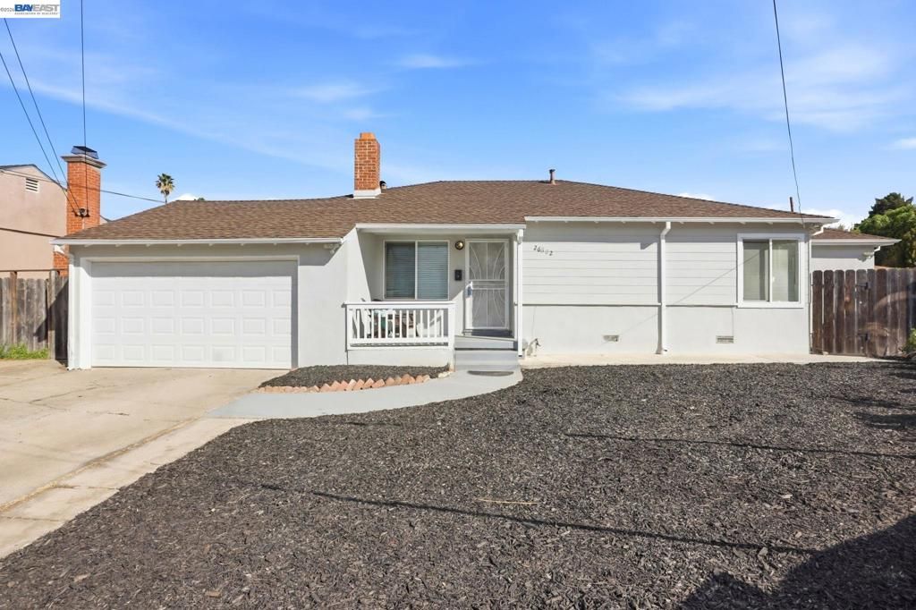 Photo of 26802 Lakewood Way Way, Hayward, CA 94544 (MLS # 41127545)