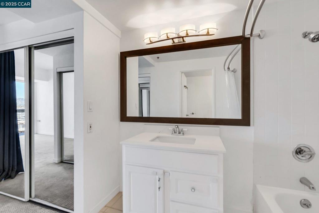 PACIFIC PK PLAZA - Residential