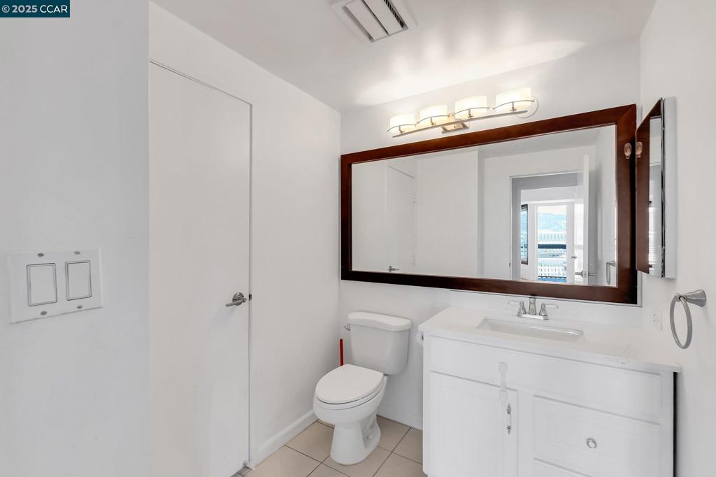 PACIFIC PK PLAZA - Residential