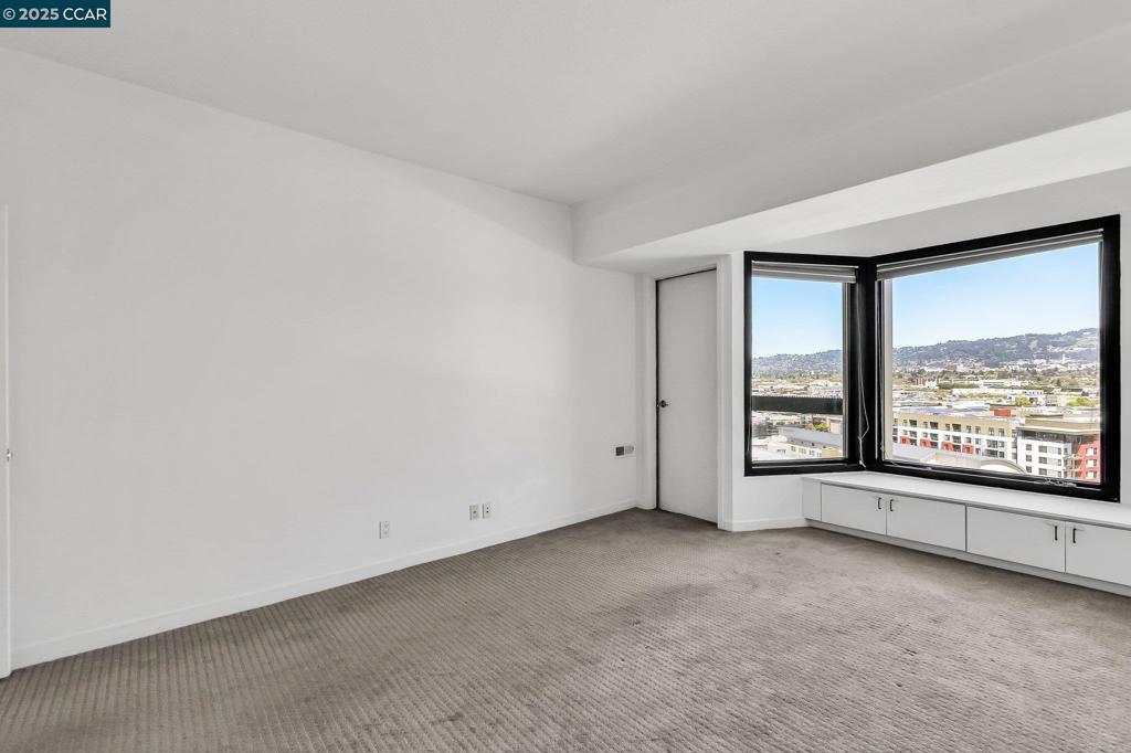 PACIFIC PK PLAZA - Residential