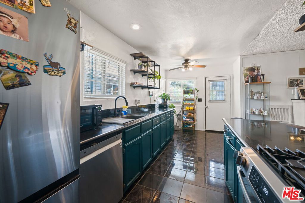 424 E Moorehaven Drive