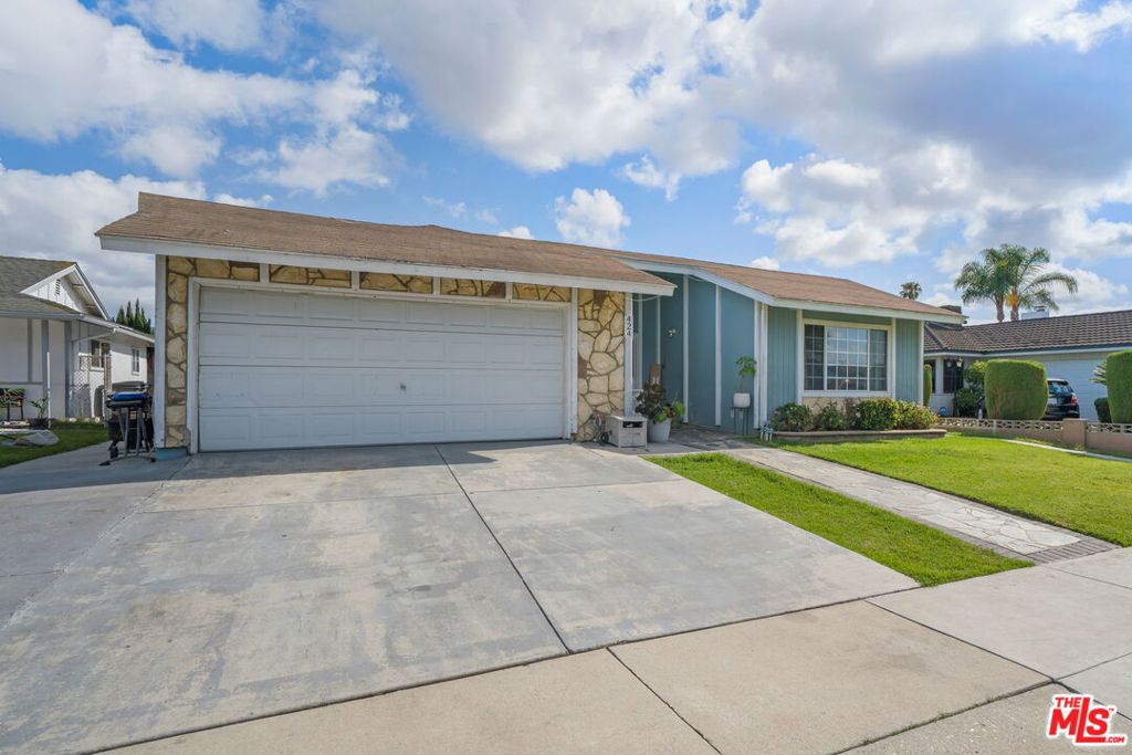 424 E Moorehaven Drive