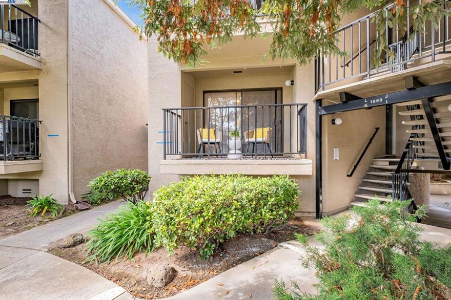 Welcome to your perfect lifestyle. Located next to Central Park and loaded with activities(pickle ball courts, tennis courts, soccer field, a lake to walk around at). Property is close to Bart, Tesla Supercharger, Main Library, restaurants,shopping,hospitals and  680/880 freeway.  Top notch Fremont school district.  Unit has an open floor plan, good size bedrooms, a brand new washer/dryer combo in unit, and a nice balcony to relax in.  Unit comes with 2 parking spaces and a storage off the balcony and another deeded storage in the carport.