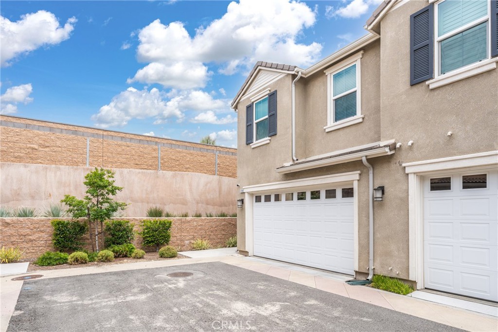 1749 Franklin Tree Place