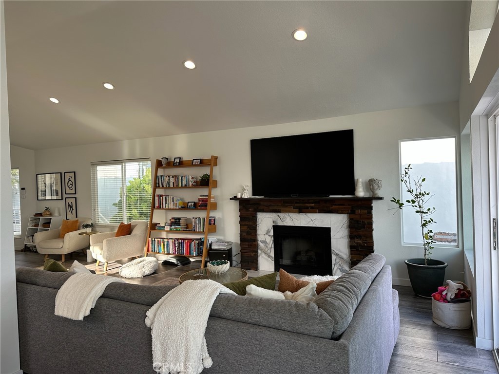 24846 Sunstar Lane