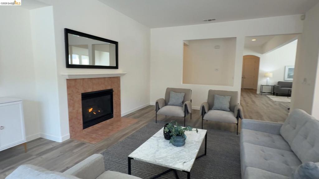 5556 Arcadia Cir