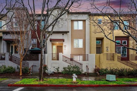 Photo of 2717 2717 10Th St St, San Pablo, CA 94806 (MLS # 41124078)