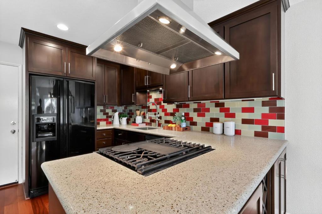 130 Baroni Avenue 48