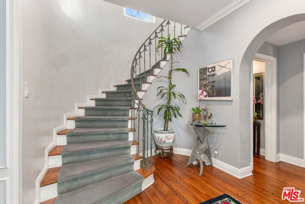801 Thayer Avenue, Los Angeles CA 90024