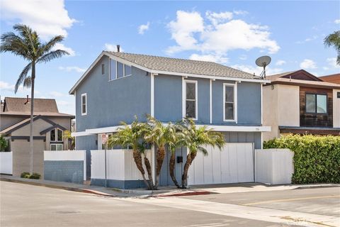 Photo of 336 Canal Street, Newport Beach, CA 92663 (MLS # NP26132984)