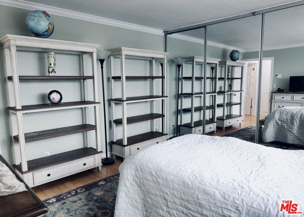 Photo of 914 Lincoln Boulevard #106, Santa Monica, CA 90403 (MLS # 26641475)