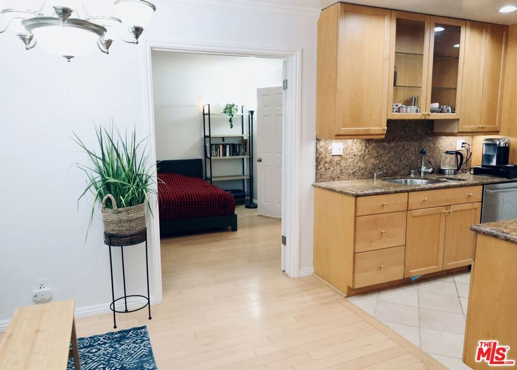 Photo of 914 Lincoln Boulevard #106, Santa Monica, CA 90403 (MLS # 26641475)