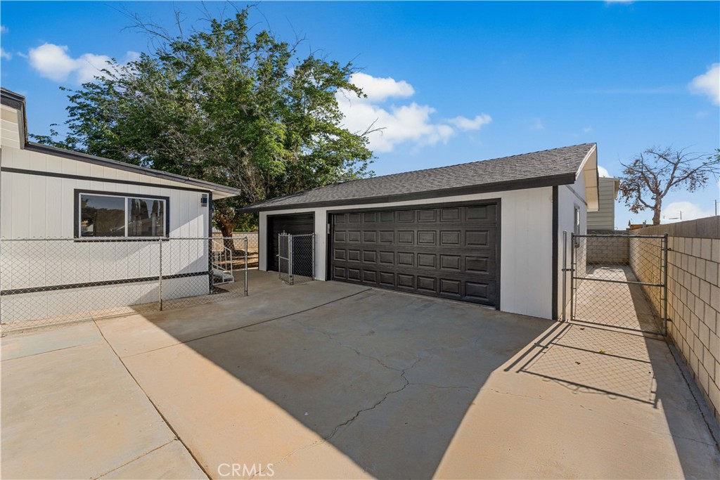 This gorgeous new remodeled module home in a permanent foundation. Has two master bedrooms. 4 bedroom and 2 bathrooms, newly renovated with many upgrades throughout the home. Don't miss out.