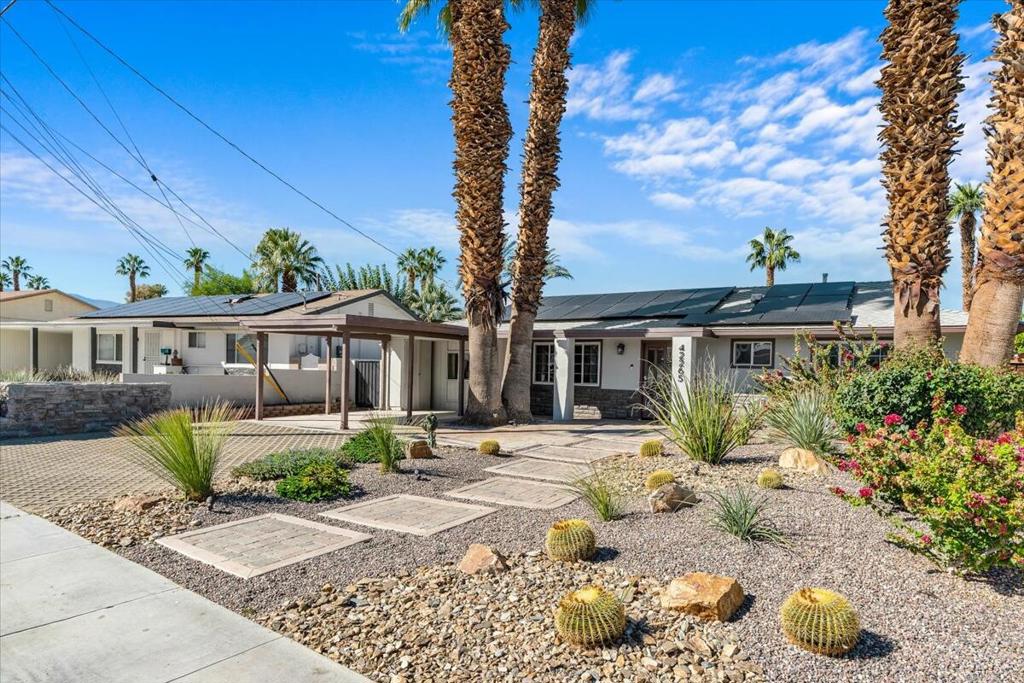 Palm Desert Country - Residential