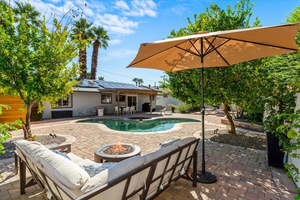 Palm Desert Country - Residential