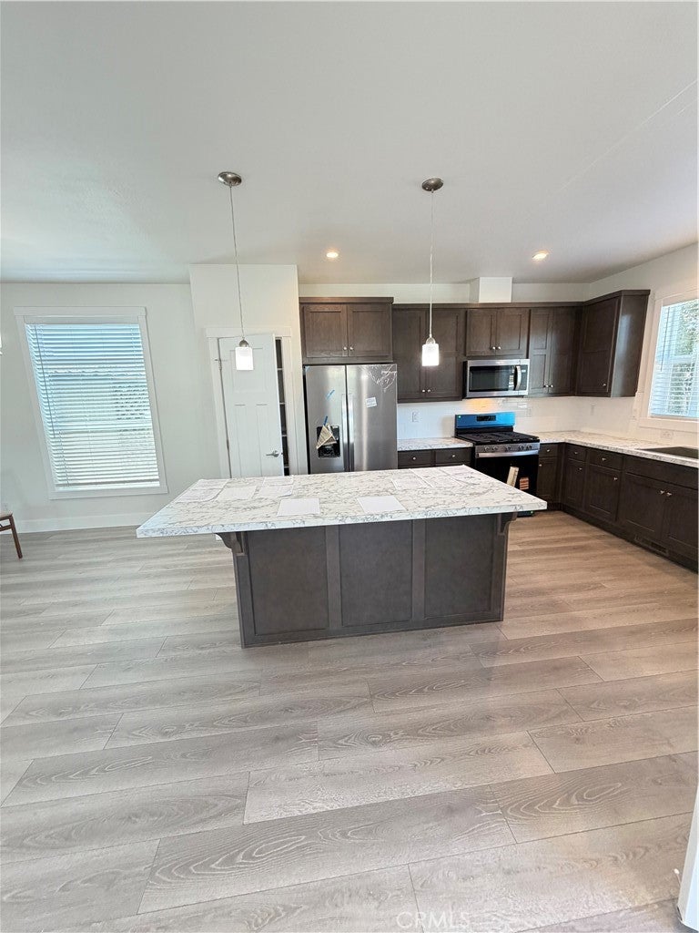 9278 N Highway 101 33