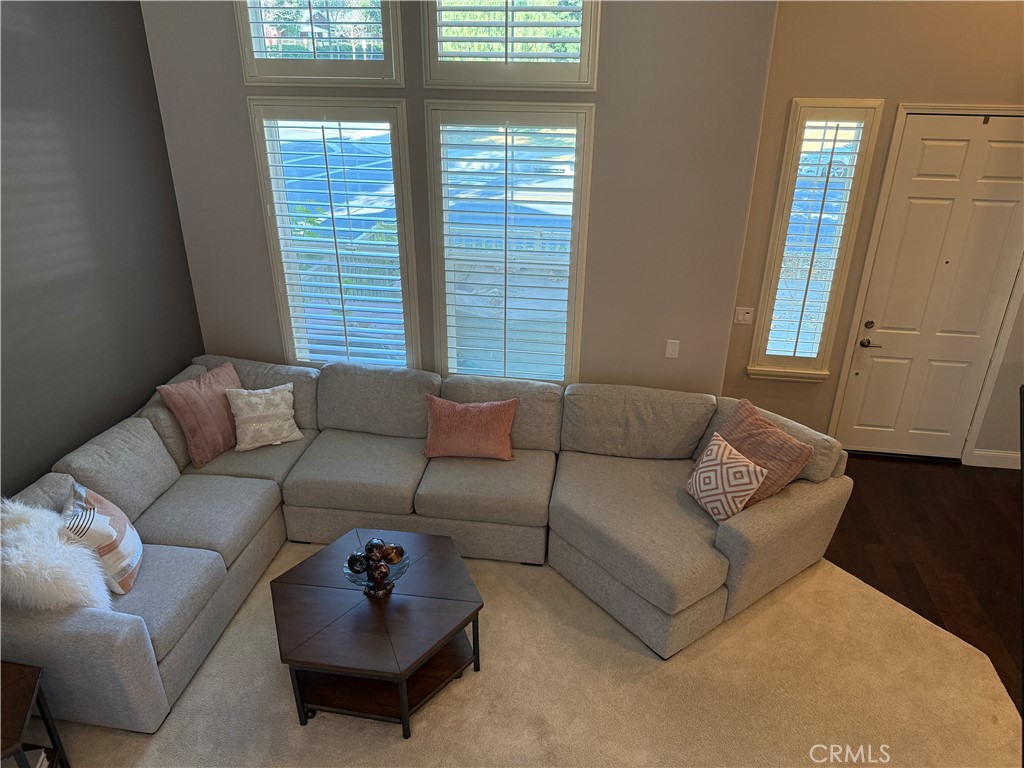 3 Clifton Drive