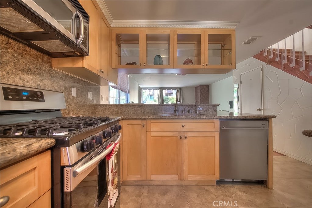 4140 Workman Mill Road 204