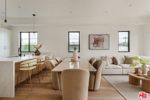 Photo of 1952 1/2 S Garth Avenue #1/2, Los Angeles, CA 90034 (MLS # 26855505)