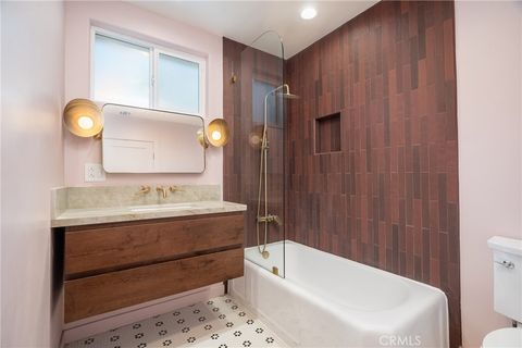 5625 Saint Clair Avenue Valley Village CA 91607