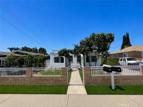 Photo of 6493 Kingman Ave, Buena Park, CA 90621 (MLS # RS26104479)