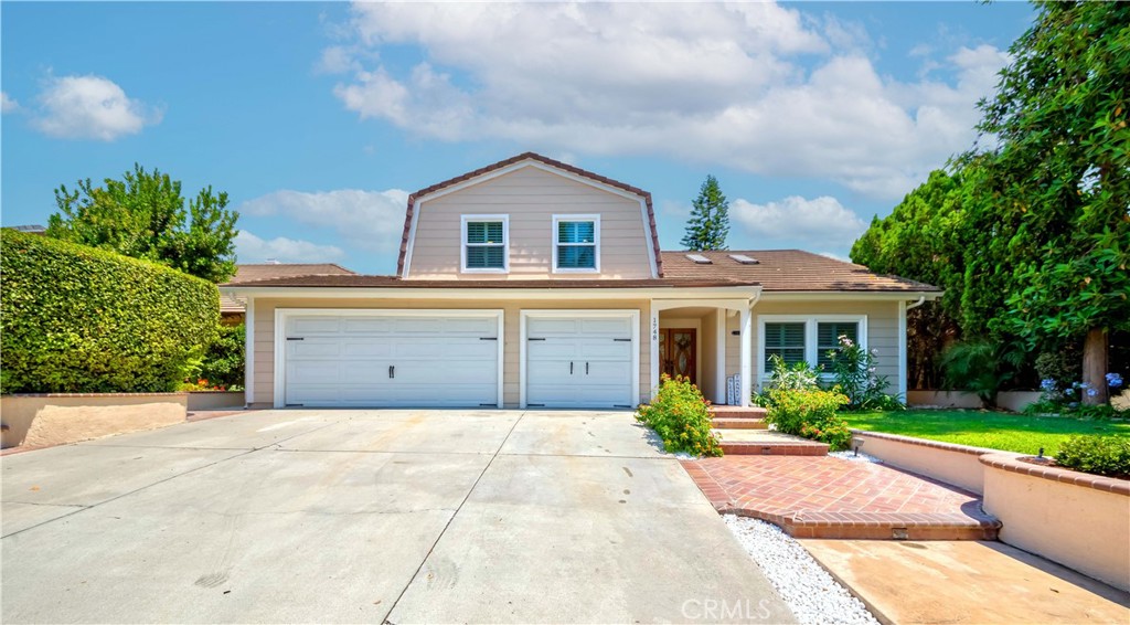 1748 Peacock Lane