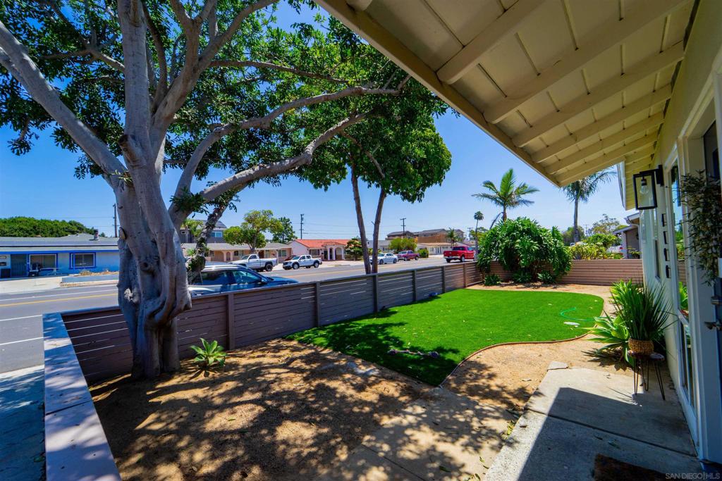 4190 Clairemont Dr