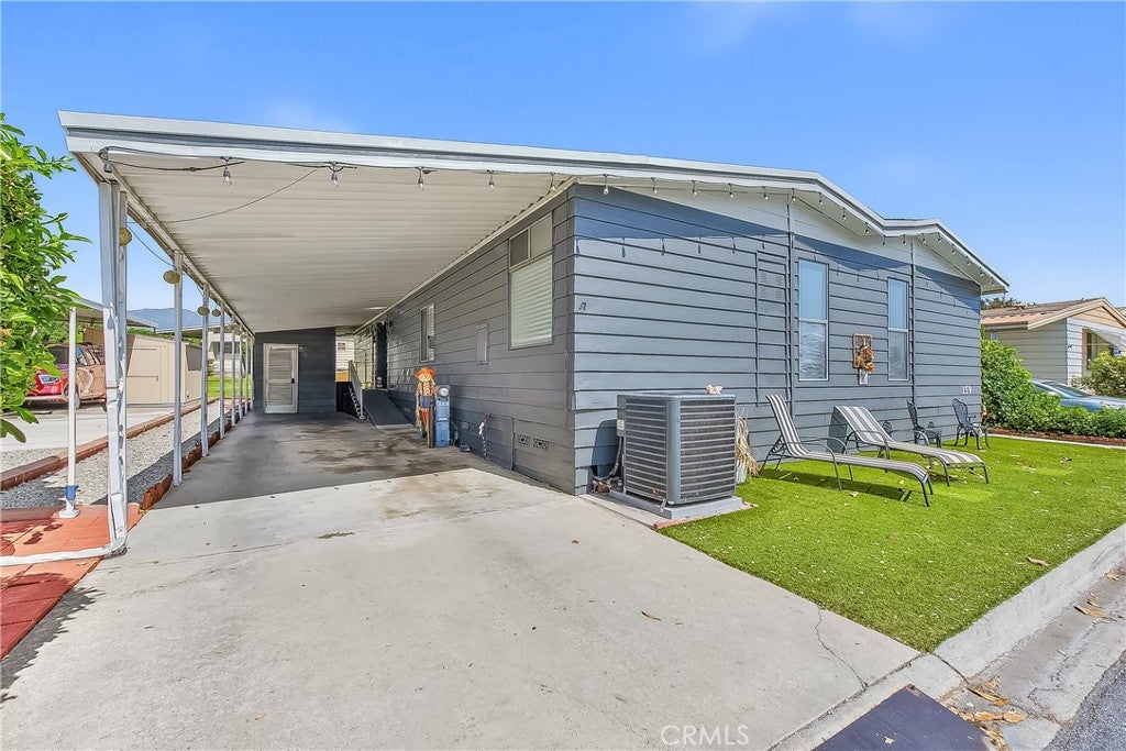 929 E Foothill Boulevard 159