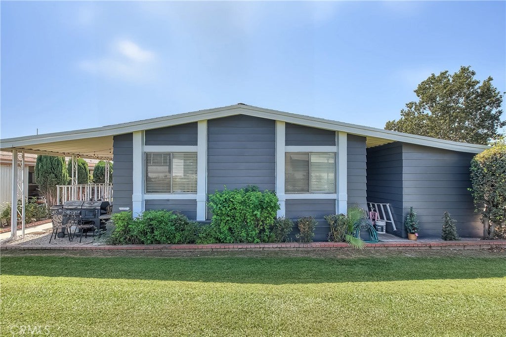 929 E Foothill Boulevard 159