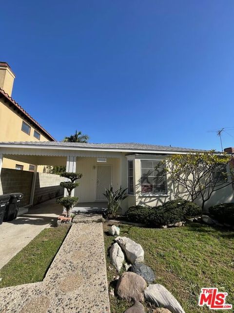 Photo of 4434 Grand View Boulevard, Los Angeles, CA 90066 (MLS # 26633957)