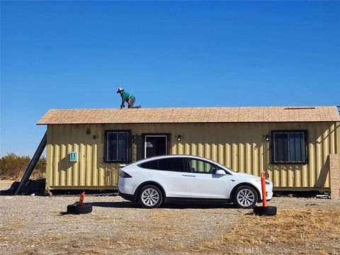 Photo of 0 COR AVE V6 133 ST E, Pearblossom, CA 93553 (MLS # MB25220896) Photo of 0 COR AVE V6 133 ST E, Pearblossom, CA 93553 (MLS # MB25220896)