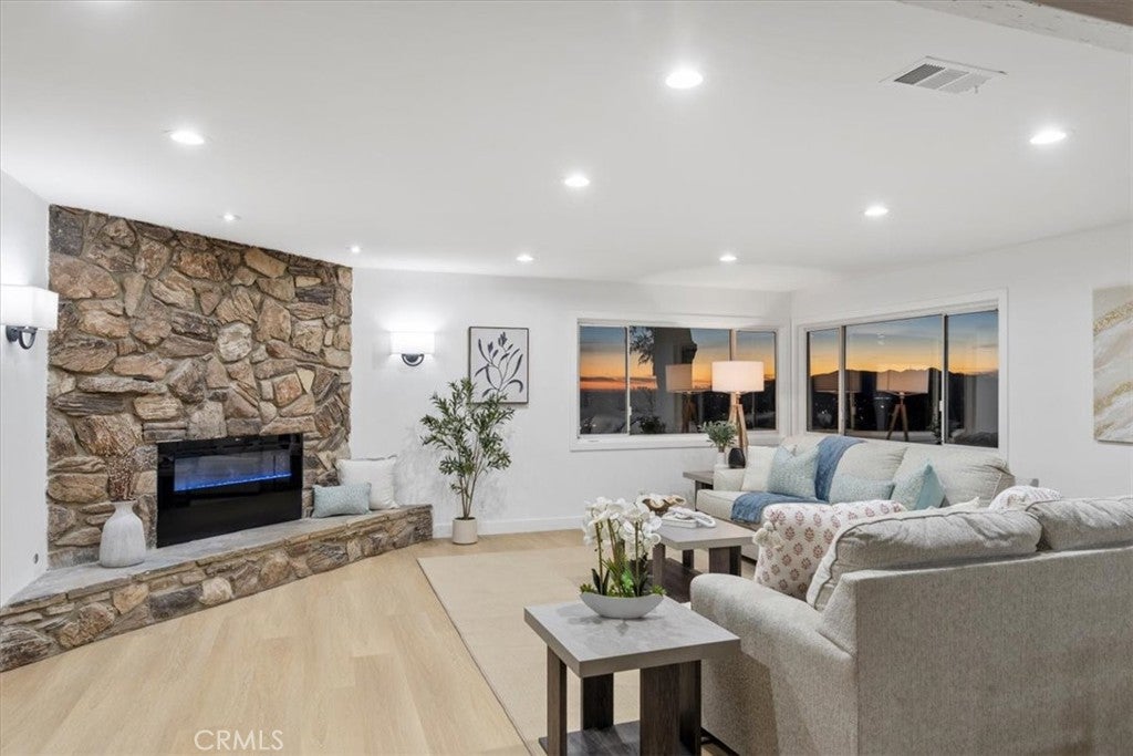 5338 Waldo Pl, Los Angeles CA 90041