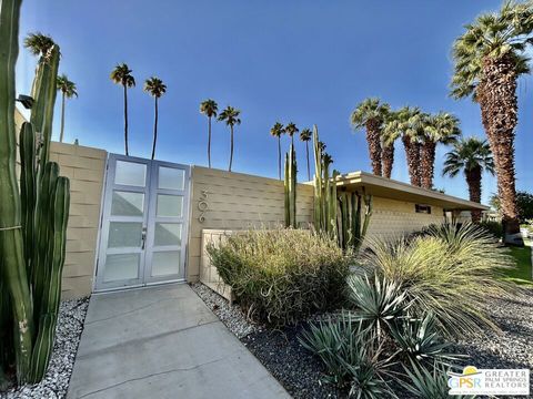 Photo of 306 Desert Lakes Drive, Palm Springs, CA 92264 (MLS # 24474363)